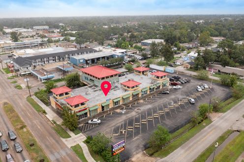 5206 Airline Drive – Retail Investment Opportunity