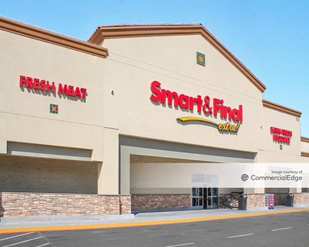 Retail space for Rent at 550 North 11th Avenue in Hanford