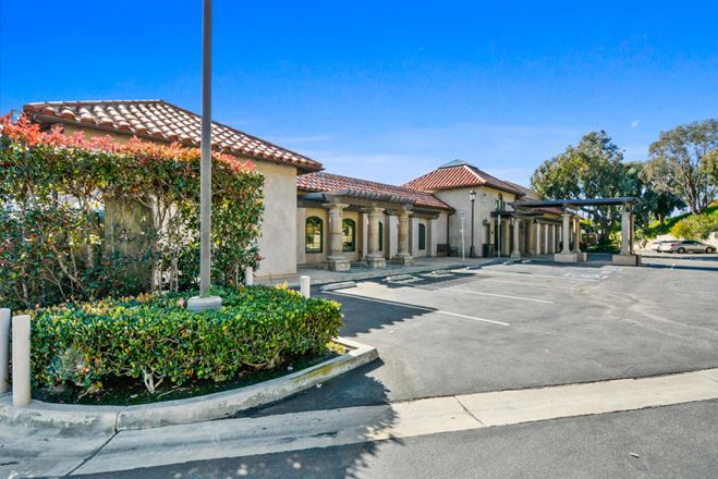 Mariner's Mile Medical Plaza