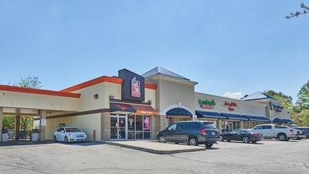 Retail space for Rent at 3160 Cobb Parkway in Kennesaw