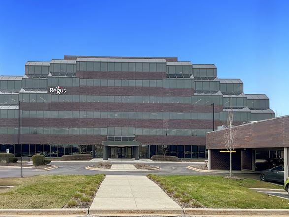 Regus - Westmont - Oakmont Plaza Drive