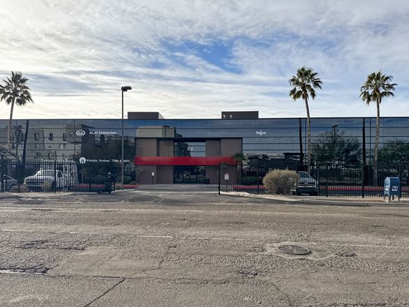 Regus - Tucson - E Wetmore Rd