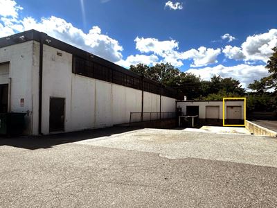 395 Westbury Blvd