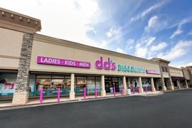 Pinetree Plaza