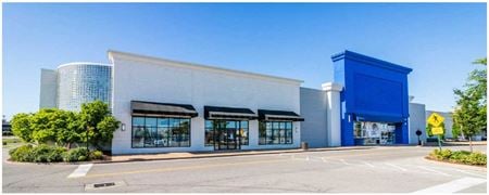 Retail space for Rent at 10770-10990 Sunset Hills Plaza in Sunset Hills