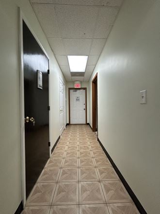 508 Idlewild Avenue, Suite 4 