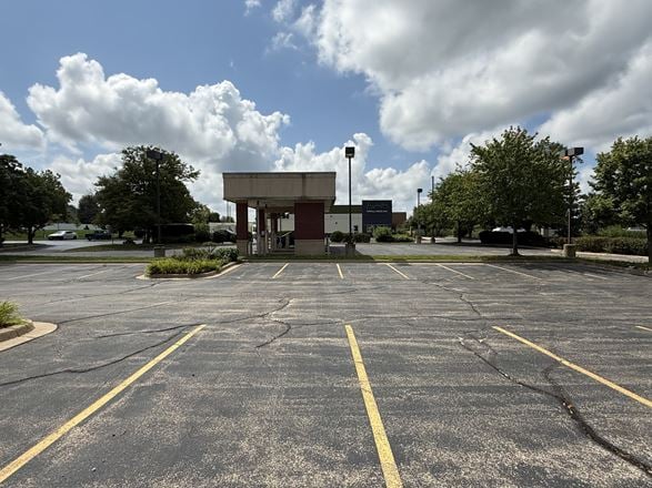 Freestanding Commercial Property
