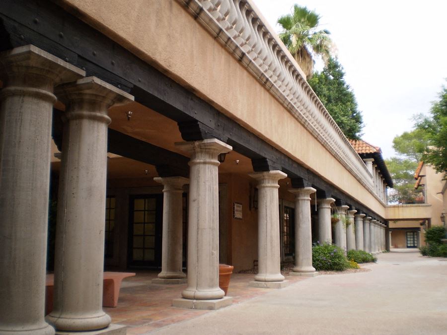 Plaza Codorniz Office Complex