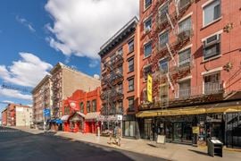 140 Mulberry St