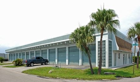 Photo of commercial space at 4659 NE 12th Ter in Oakland Park