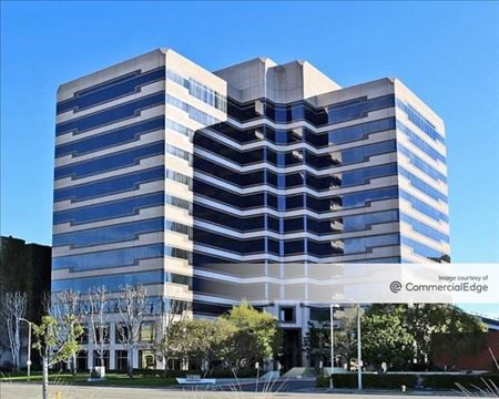 Office space for Rent at 21300 Victory Blvd in Woodland Hills