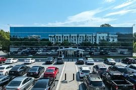 185 Admiral Cochrane Dr