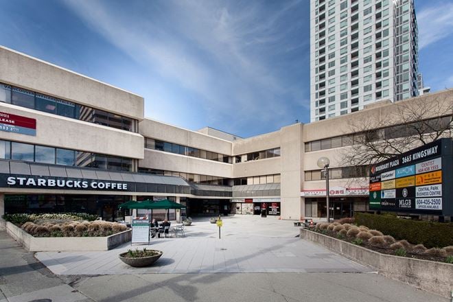 Boundary Plaza