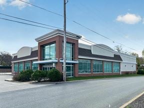 1 Eddie Dowling Highway