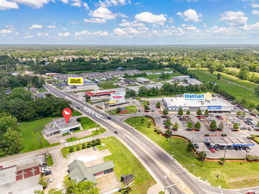 Leased Retail Building at Hwy 42 Signaled Intersection