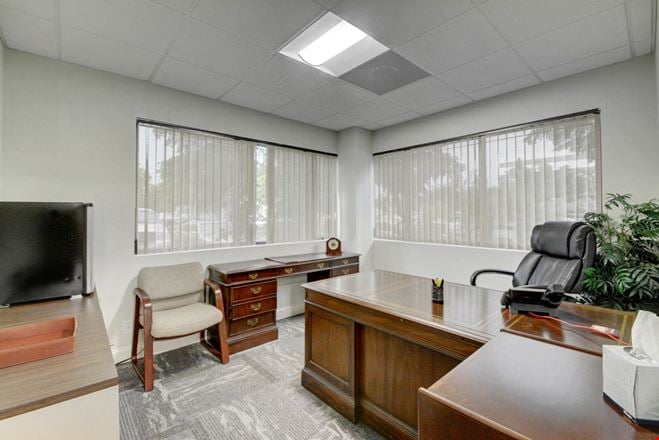 Avion Corporate Center