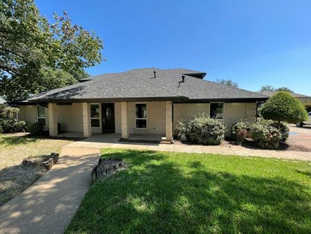 Photo of commercial space at 2312 School Ln in Bedford