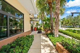 1000 E Broward Blvd