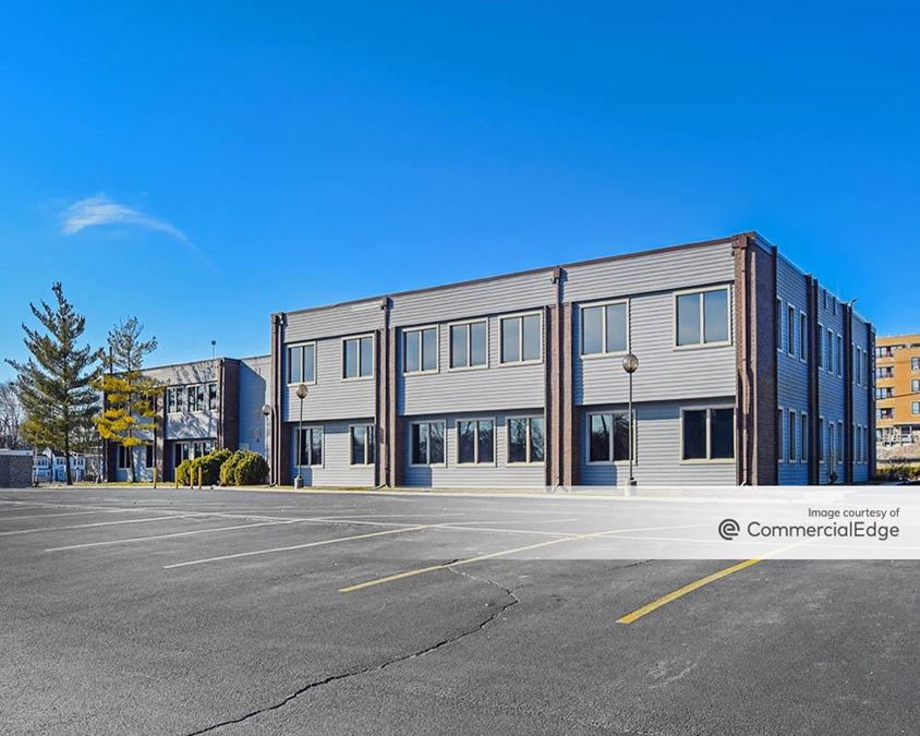 Lakeside Office Park 2200 Lake Avenue 2200 Lake Avenue, Fort Wayne