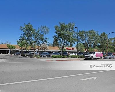 Woodside Plaza