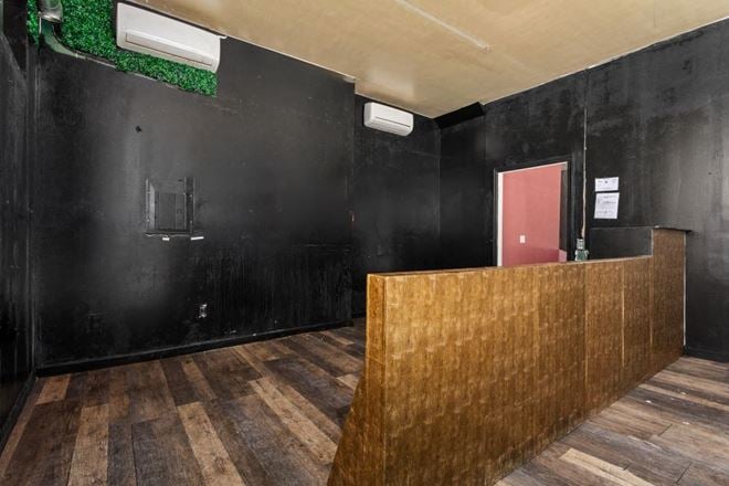 215 Rogers Ave