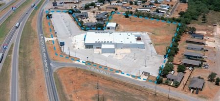 Industrial space for Sale at 16919 IH 35 in Dilley