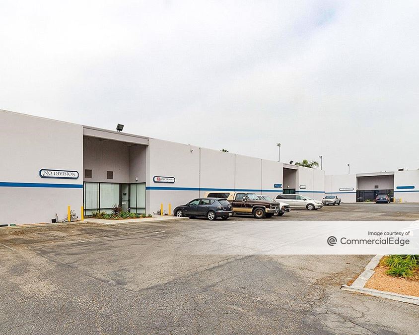 10885 Portal Drive, Los Alamitos, CA 90720