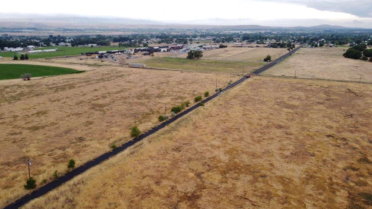 Heavy Industrial Land