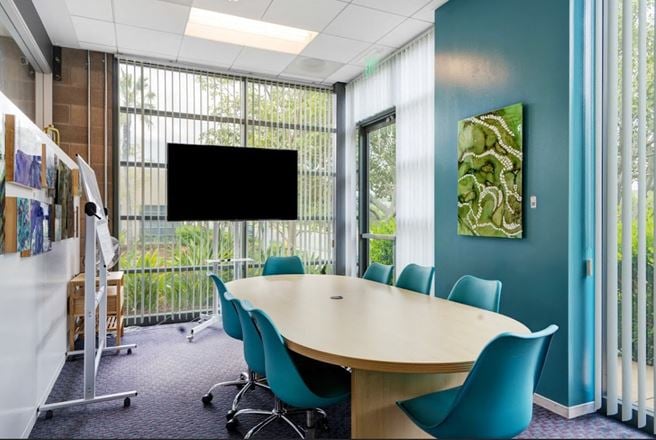 Hera Hub - Irvine Coworking