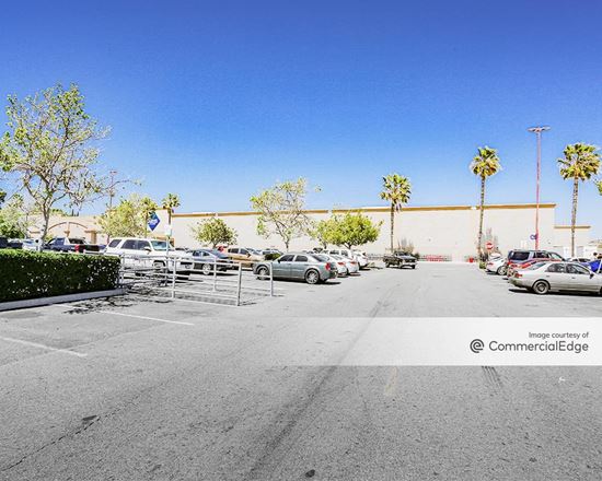 Marketplace at The Grove - Sam's Club - 6336 College Grove Way, San Diego,  CA | retail Building