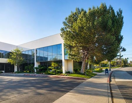 Office space for Rent at 1705-1707 Stewart Street in Santa Monica
