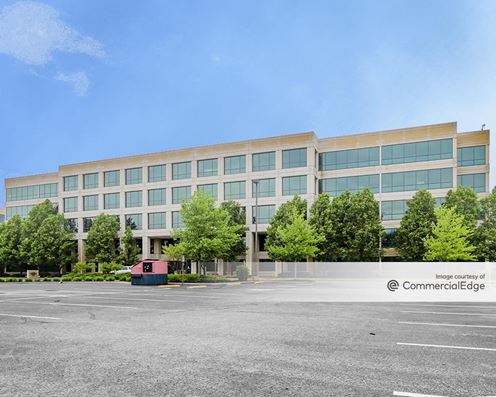 Four Parkwood Crossing
