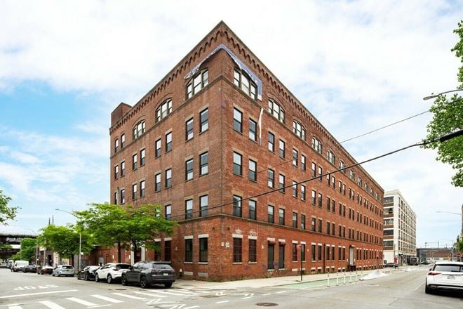 Office space for Sale at 780 E 135th St in Bronx