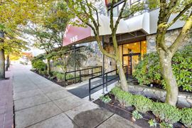 Unit 214 145 15th Street West