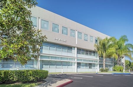 Commercial space for Rent at 1 Venture in Irvine