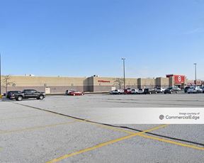 Willoughby Commons - Target