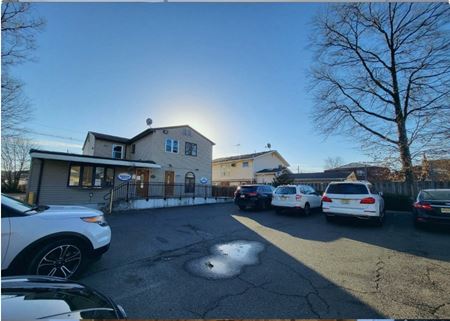 Commercial space for Rent at 870 green street iselin in Woodbridge Township