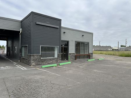 Photo of commercial space at 3297 Portland Rd NE in Salem