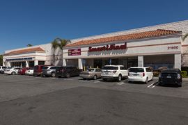 Smart & Final Center (CT Vermont & Carson LLC)