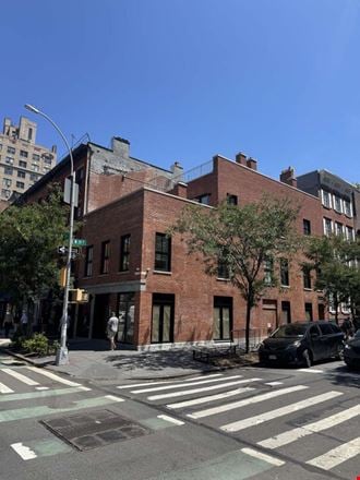 148 9th Ave
