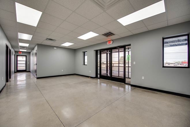 New Construction Warehouse & Crane Served Maintenance Shop