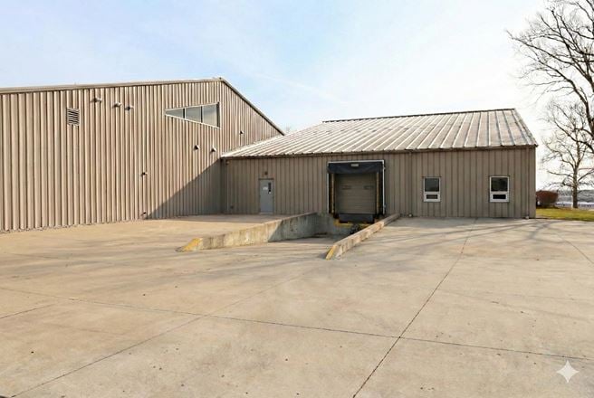 4400 Port Union Rd