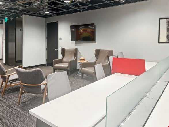CA, Diamond Bar - Gateway Center
