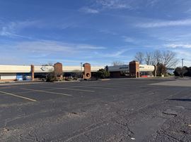 1301 W Pioneer Pkwy