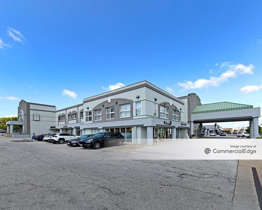 Chagrin Centre 27629 Chagrin Blvd, Woodmere, OH 44122 Point2