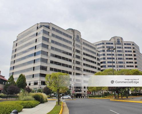 Plaza America Tower 1