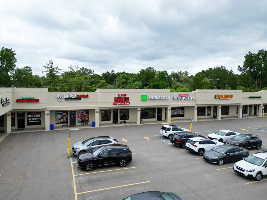 Orchard Lake Plaza