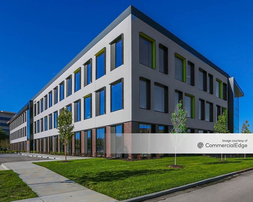 EdgeWest 12645 Olive Blvd Office Building