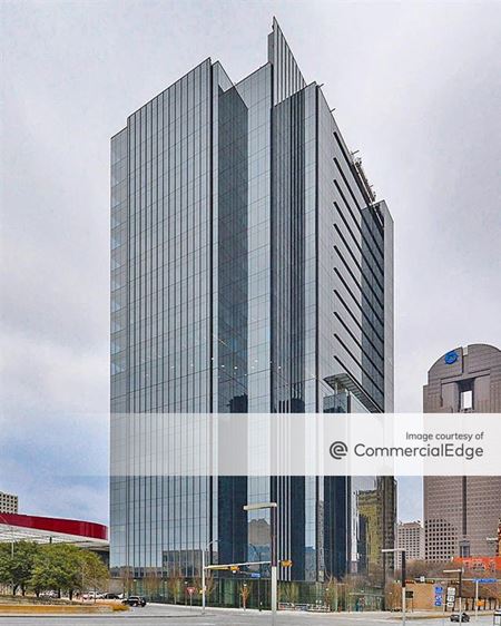 Photo of commercial space at 1900 N Pearl St in Dallas