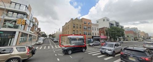 Reputable Corner Retail Store Lease Great Foor & Car Traffic Visibility Signage!